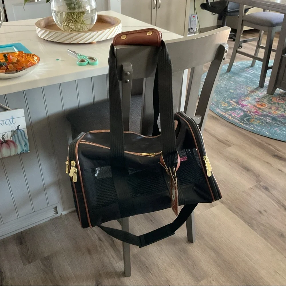 Sherpa Bag pet Carrier